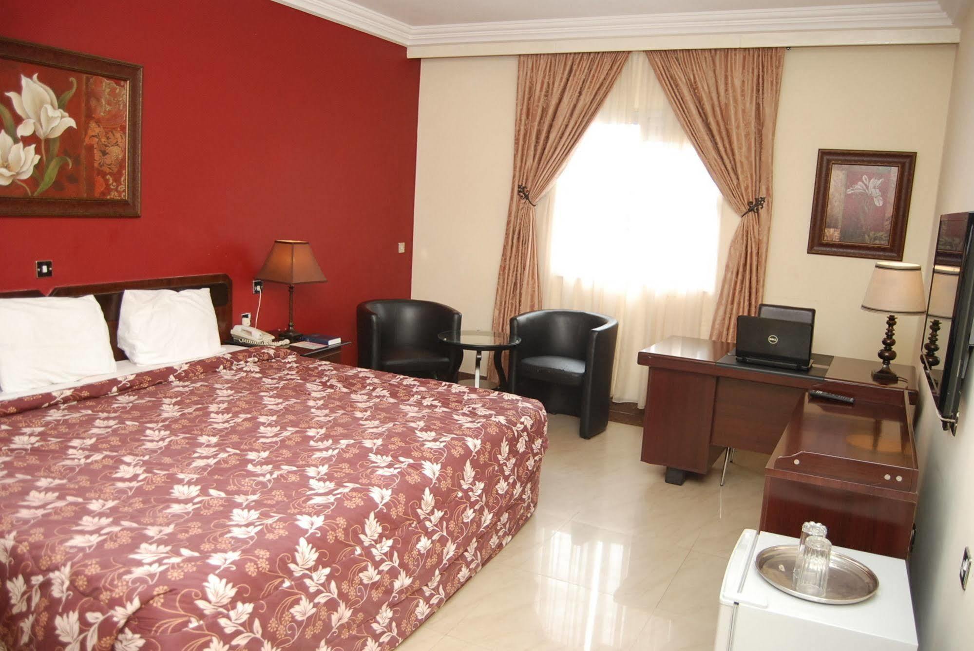 Agura Hotel Abuja Dış mekan fotoğraf