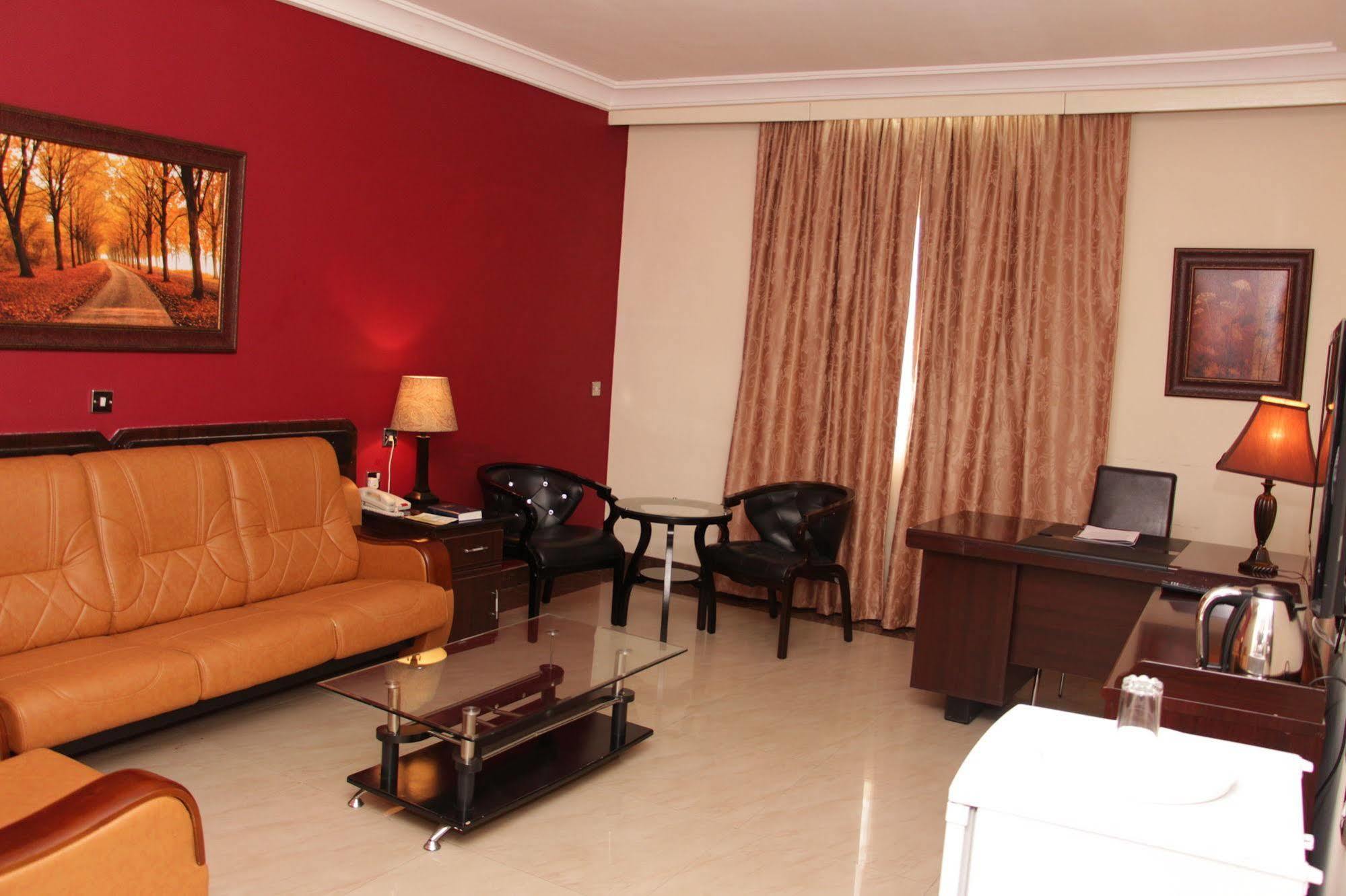 Agura Hotel Abuja Dış mekan fotoğraf